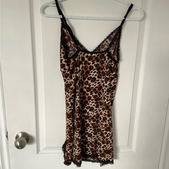 Brown and black cheetah print mini dress - Picture 2 of 3